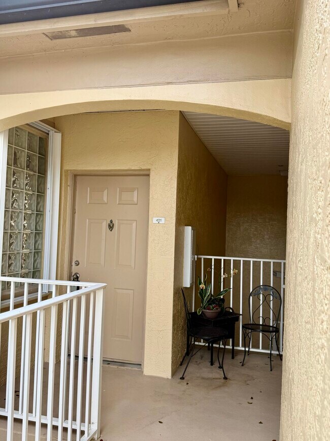 2080 Greenview Shores Blvd Unit 421