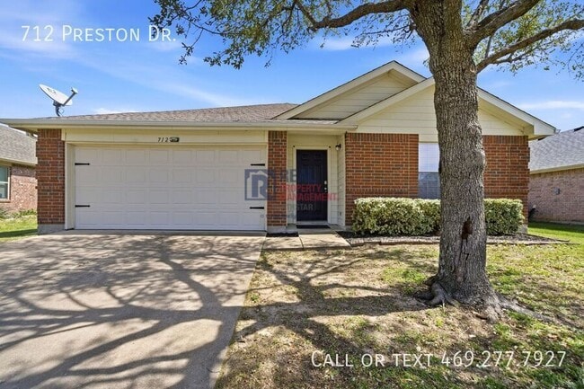 Photo - 712 Preston Dr