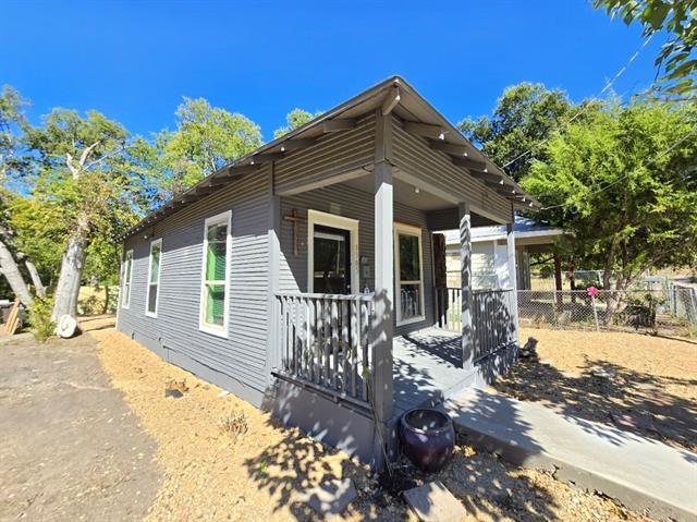 Photo - 1305 Lotus St