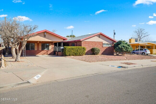 Photo - 5313 Bastille Ave