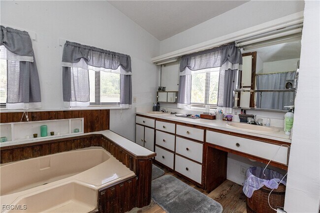 Photo - 17841 Palm Creek Dr