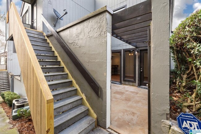 Photo - 3350 Altamont Rd S Unit A16