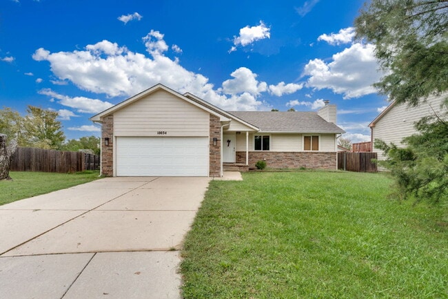 "Spacious 4-Bedroom Gem with 3 Full Baths ... - "Spacious 4-Bedroom Gem with 3 Full Baths ...
