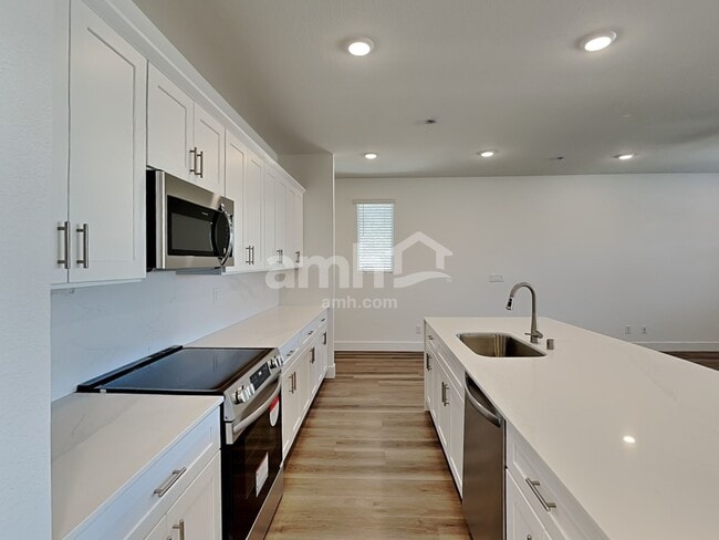 Photo - 11178 Magallanes St