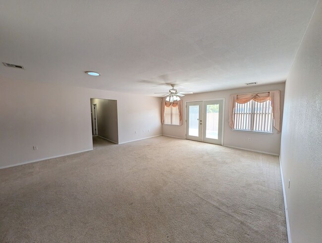 Photo - Spacious 3-Bedroom Duplex with Modern Comforts and Room to Roam!