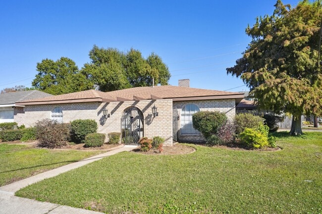 Photo - 2 Schill Ave