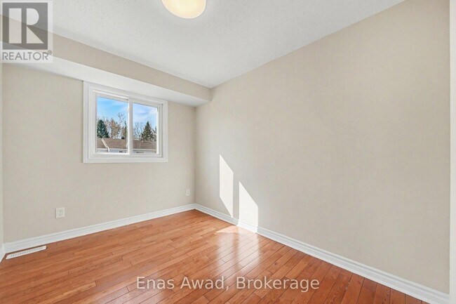 Photo - 2001 Kelden Crescent