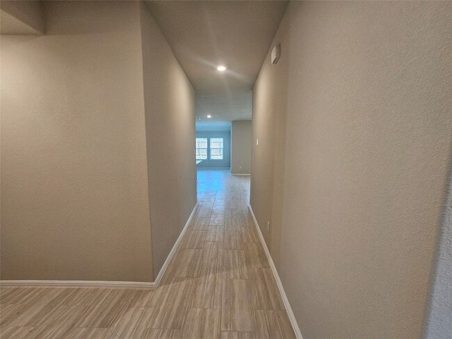 Photo - 417 Blanco Dr