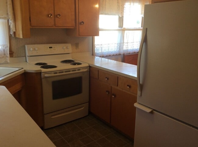 Photo - Single family House for Rent