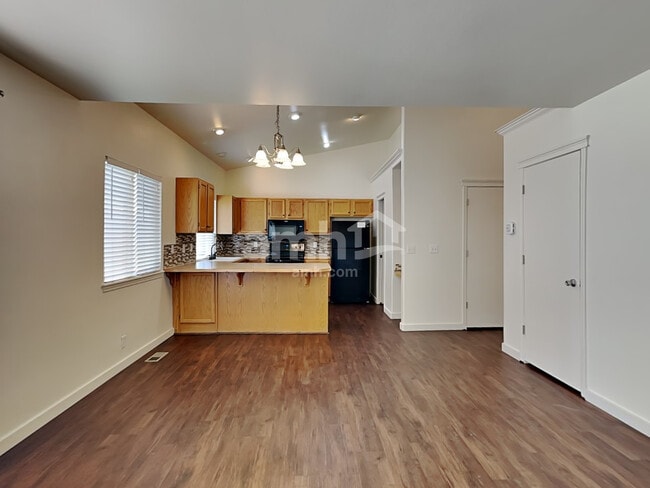 Photo - 2031 E Lochmeadow Ct