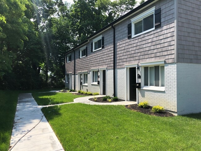 University Townhomes - University Townhomes