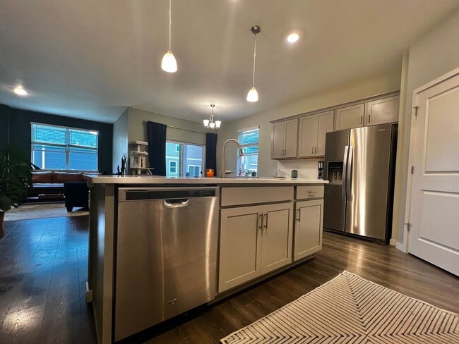 Photo - Gorgeous 4-Bed 2-Bath home Fort Collins, CO!