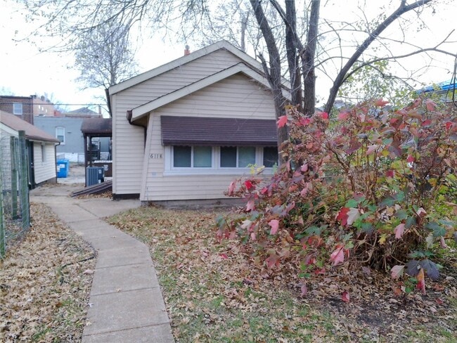 Building Photo - 6118 Vermont Ave