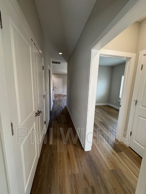 Photo - 5242 N Cypress Cir