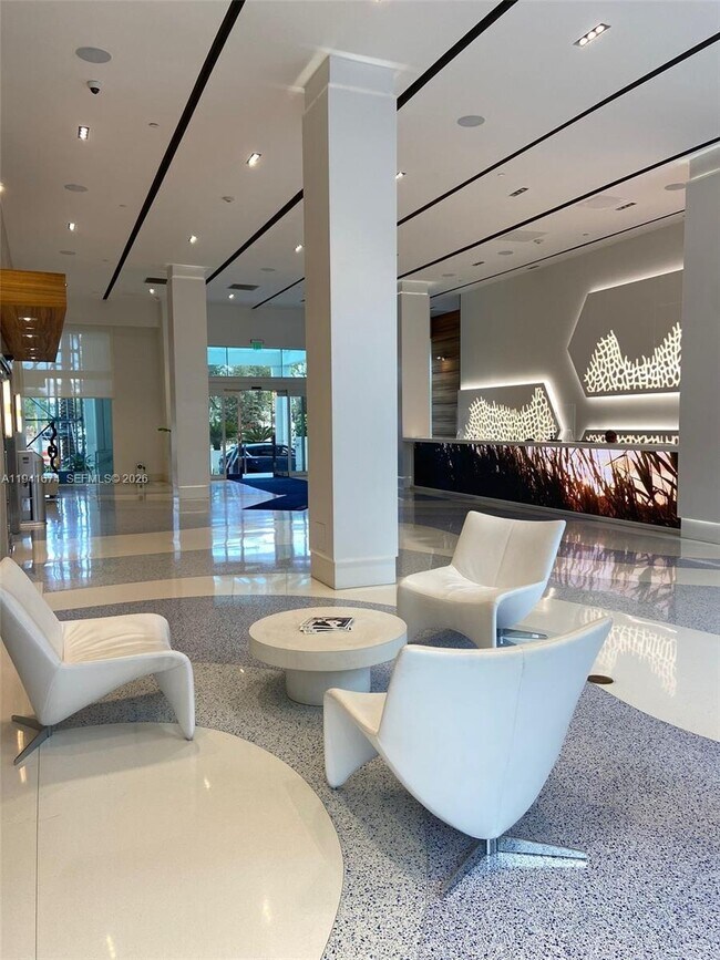 Photo - 650 West Ave Unit 810