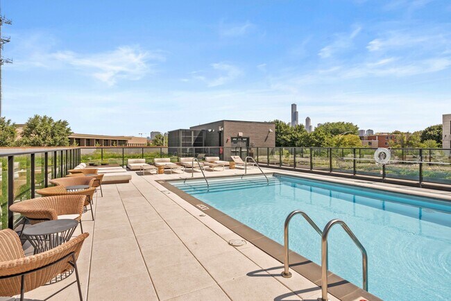 Photo - 1487 S Blue Island Ave