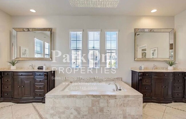 Photo - Stunning Montecito Home with Lime Ridge Trail Access