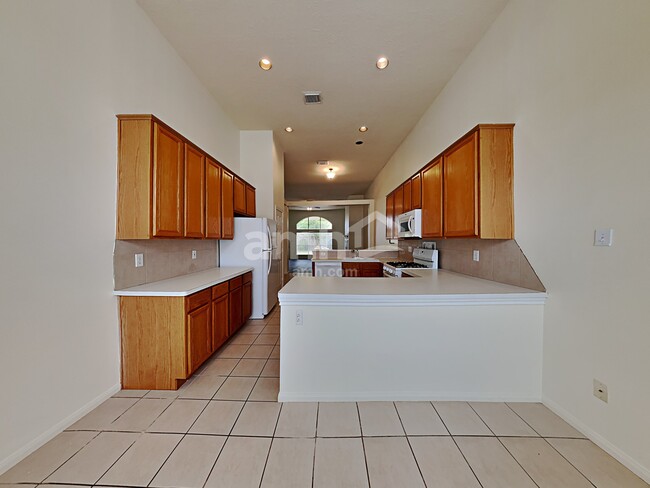 Photo - 534 Starkstone Ct