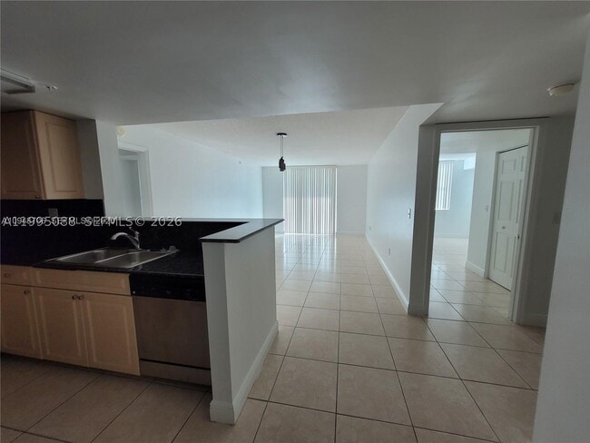 Photo - 3000 Coral Wy Unit 1512