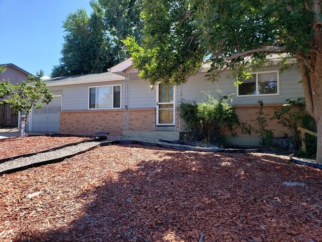 Photo - 108 Birch Ave