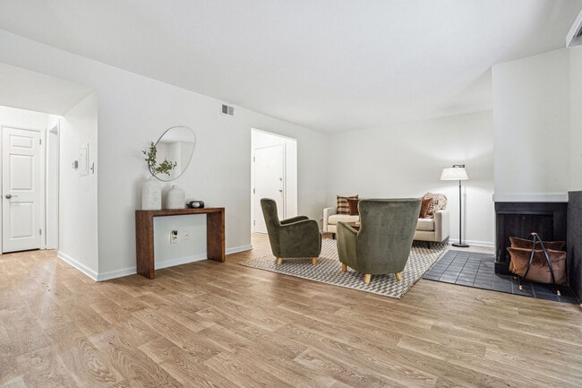 Woodbridge Apartments
