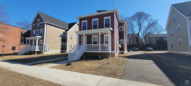 Building Photo - 537 Winchester Ave Rental