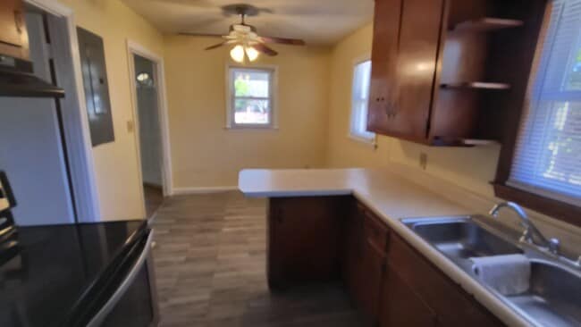 5111 Palmetto Ln