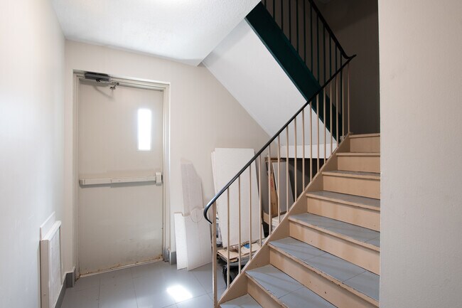 Photo - Westview Place