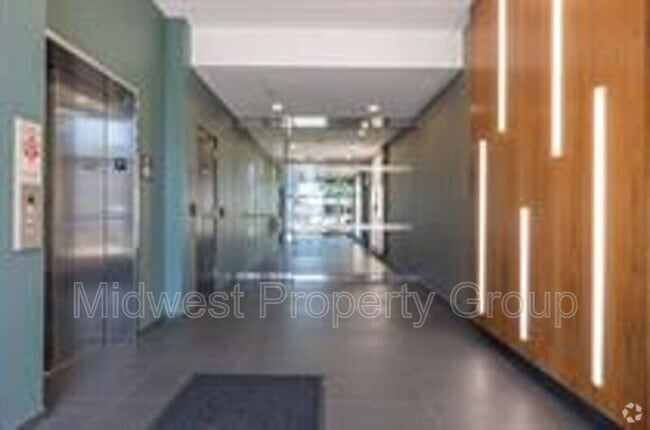 Building Photo - 4100 Lindell Blvd Unit 308 Rental