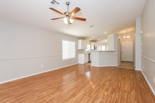 Photo - 741 Picasso Picture Ct