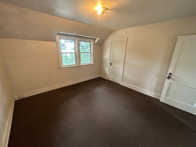 Photo - 1673 W 15th St