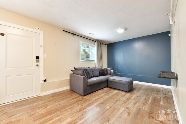 Ground-Level Unit for Rent in Langley — Utilities Included
