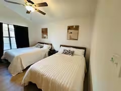 Photo - 4629 Amherst Ln