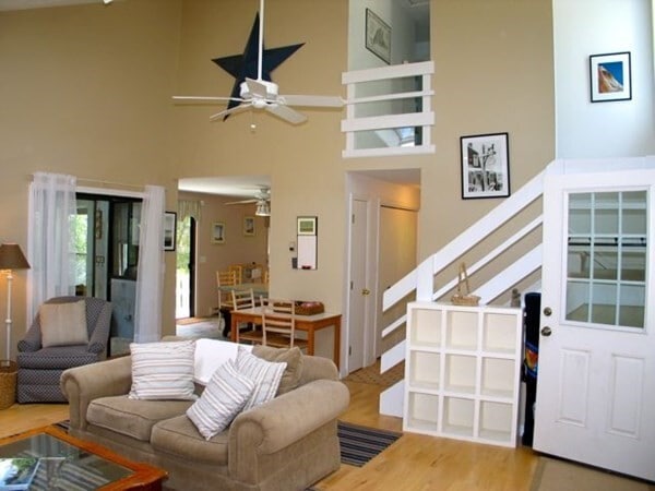 Photo - 175 Meeting House Way