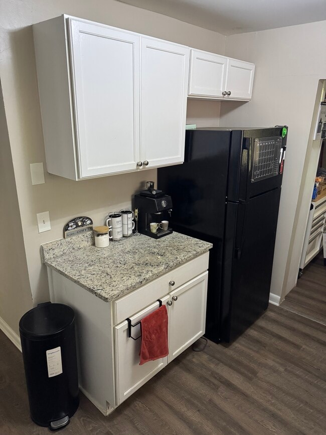 Photo - 1368 Margarette Dr