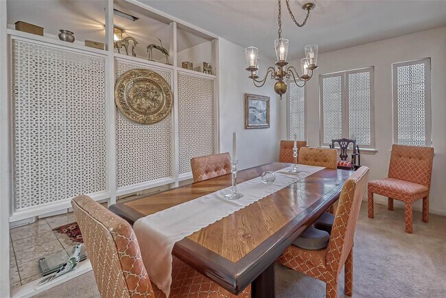 Photo - 4 River Creek Way