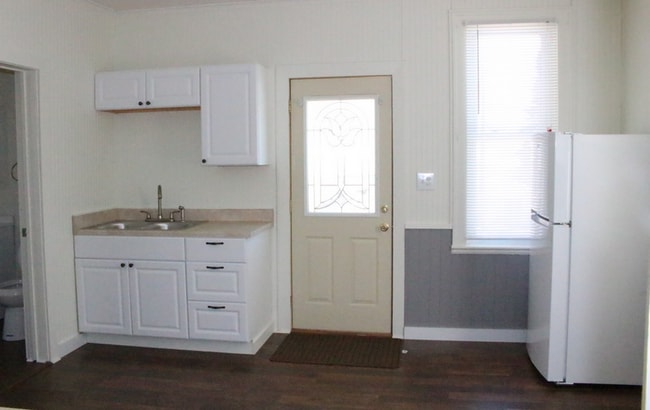 Photo - 2316 W 9th St Unit Apt 1