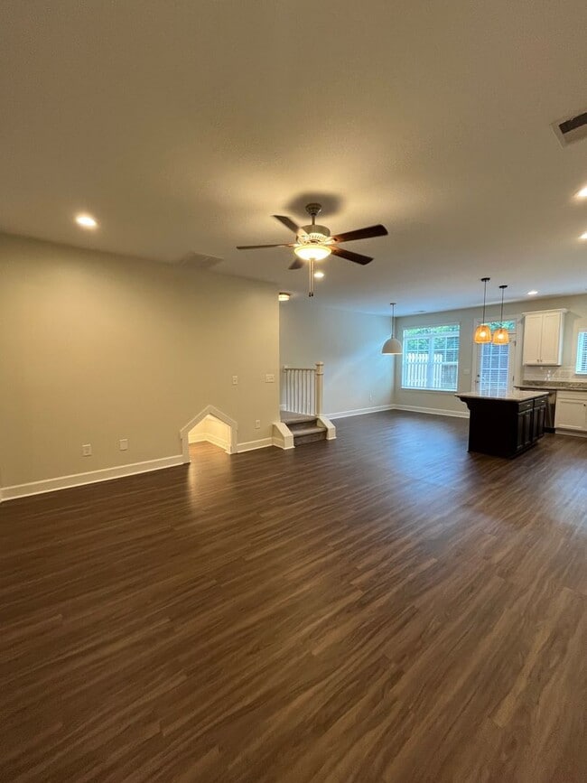 Photo - 116 Bluet Ln