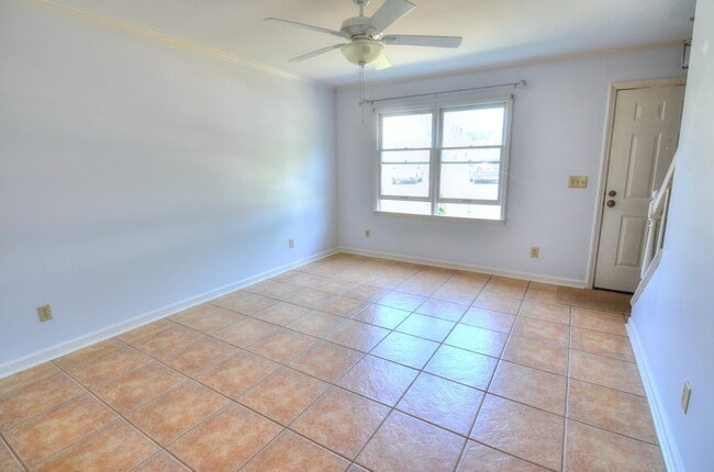 Photo - Centrally Located 2 Bedroom In Hillsborough With Great Updates!