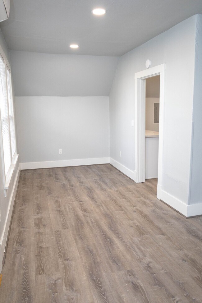 Photo - 2402 Rucker Ave Unit A