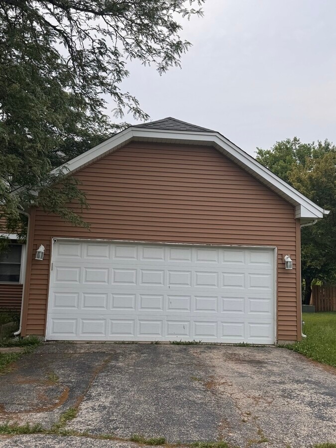 Photo - 1327 Andover Dr Unidad 1327 Rental