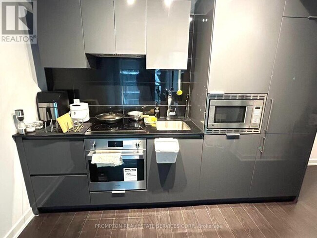 Photo - 238 Simcoe St Unit 2806