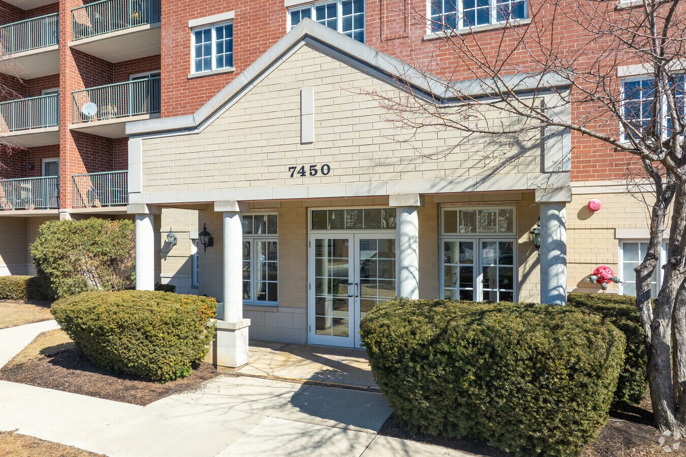 Photo - Lincoln Ridge Condominiums