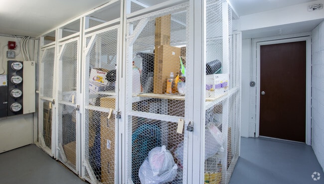 Laundry/Storage