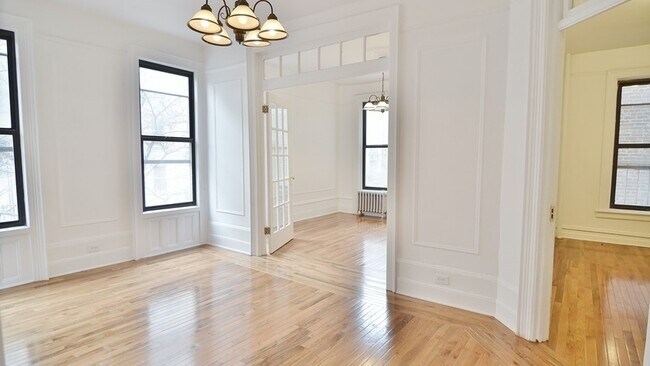 Photo - 960-962 Amsterdam Ave