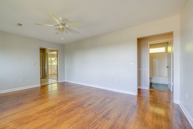 Photo - One-Level 3BR/1.5BA Ranch in Prime Blountville Location