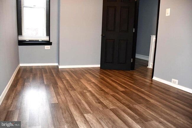 Photo - 5623 Walton Ave