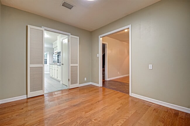 Photo - 9623 Philmont Dr