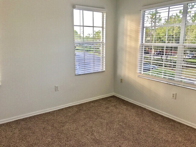 Photo - 3 bedroom 2 bathroom townhome in highly coveted Las Palmas of Sarasota