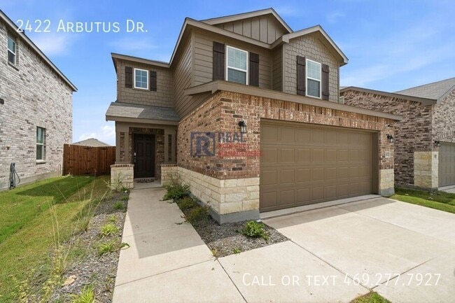 Building Photo - 2422 Arbutus Dr